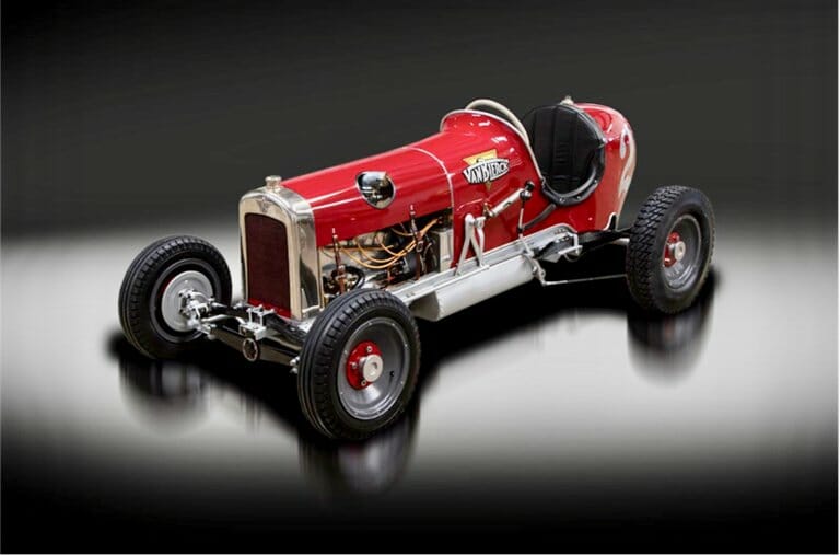 エルバ ELVA the cars,the people,the history The Elva Porsche Saga: A legend that lived up to its name