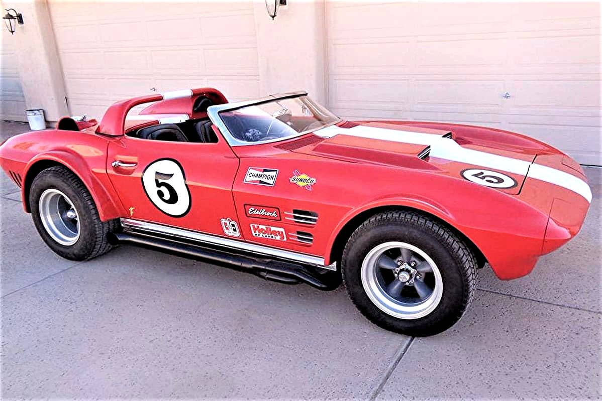 Replica race car 1967 Chevrolet Corvette 'Grand Sport' roadster