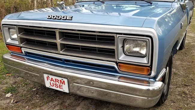 Pick of the Day: 1988 Dodge D100 that survived its working life renewed