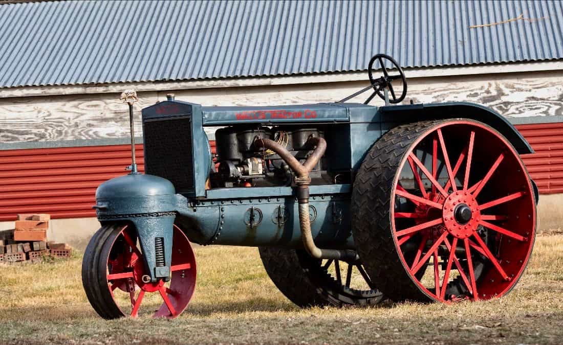 Mecum’s Gone Farmin’ vintage tractor and truck auction tops 8.4 million