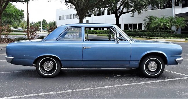 Pick of the Day: 1969 Rambler American, appealingly clean and simple