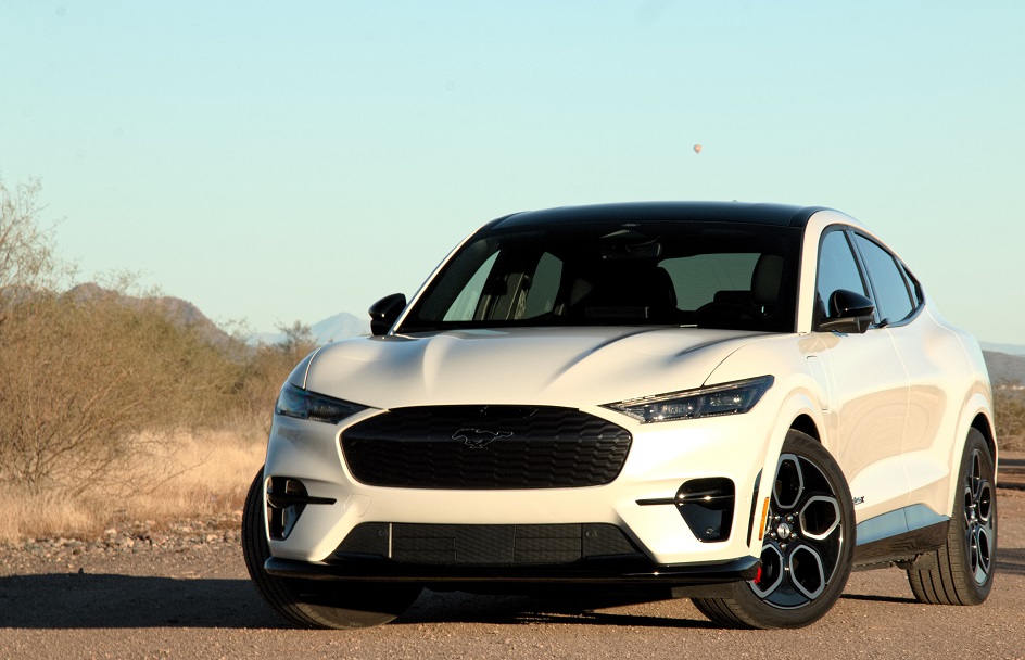 Mustang awd 2021 online