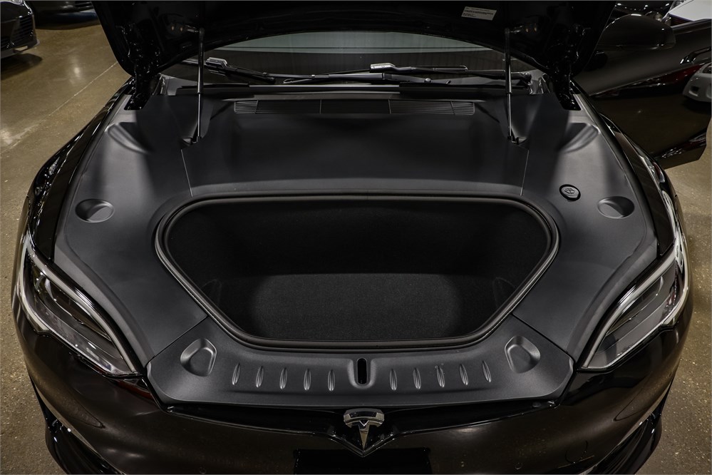AutoHunter Spotlight 2022 Tesla Model S Journal