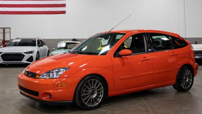 Pick of the Day: 2004 Ford Focus SVT | ClassicCars.com Journal