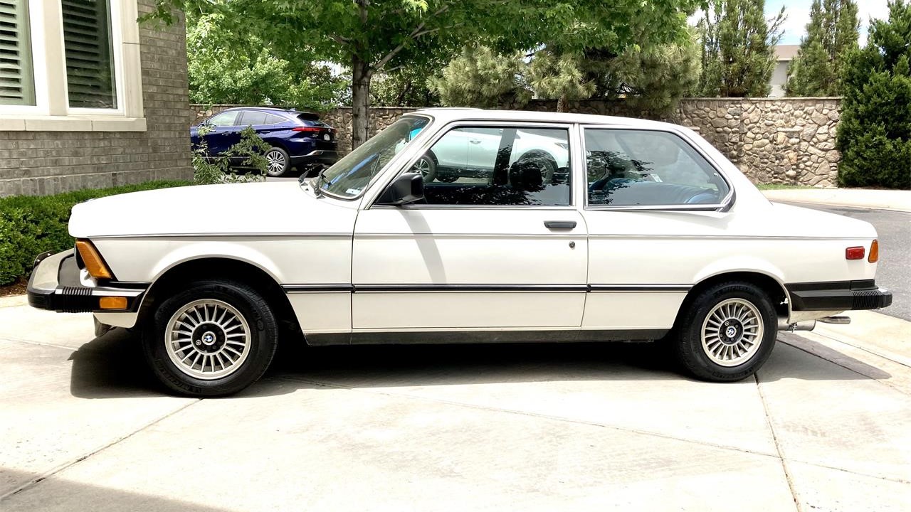 Pick of the Day: 1983 BMW 320i | ClassicCars.com Journal