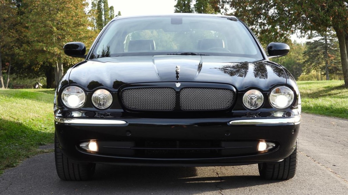 Pick of the Day: 2007 Jaguar XJR | ClassicCars.com Journal