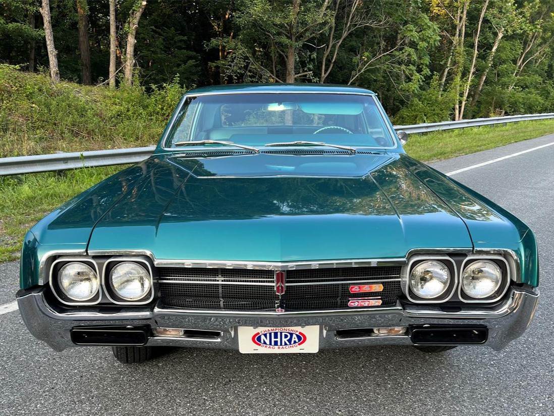 Pick of the Day: 1966 Oldsmobile 4-4-2 W30 | ClassicCars.com