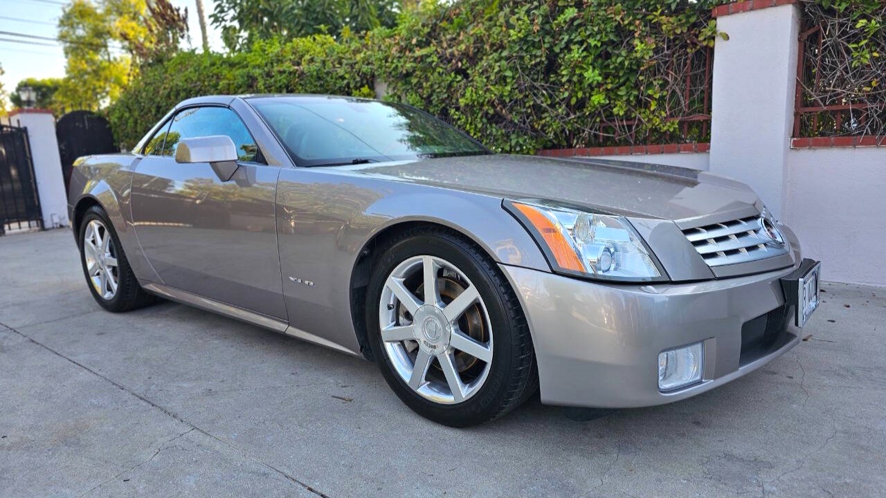 AutoHunter Spotlight: 2005 Cadillac XLR