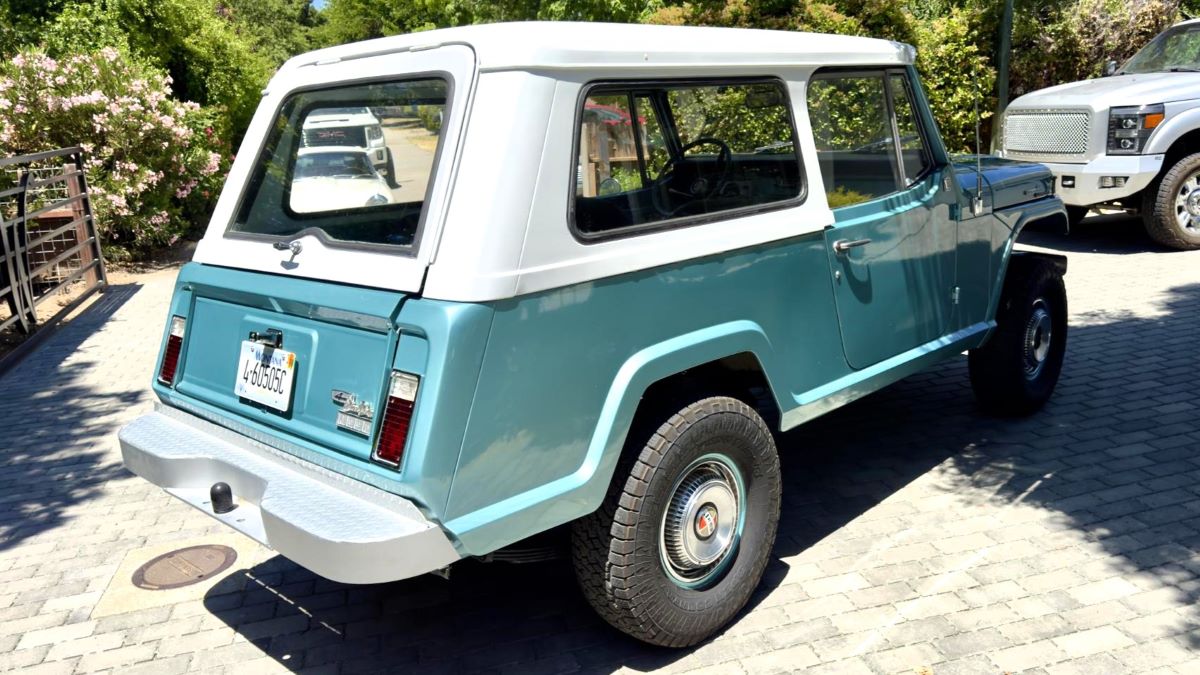 AutoHunter Spotlight: 1969 Jeepster Commando