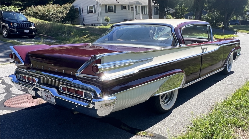 AutoHunter Spotlight: 1959 Mercury Park Lane Hardtop