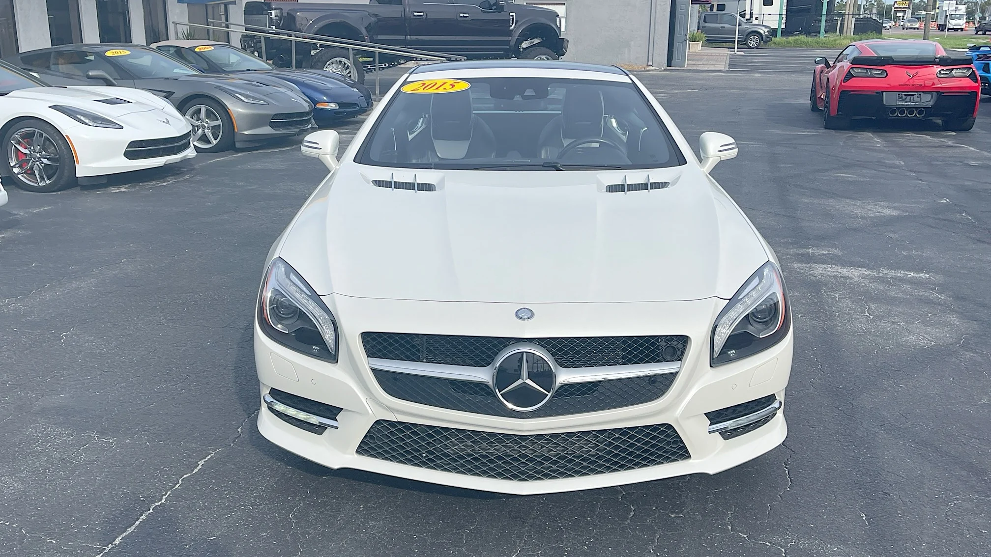 AutoHunter Spotlight: 2015 Mercedes-Benz SL550 White Arrow Edition