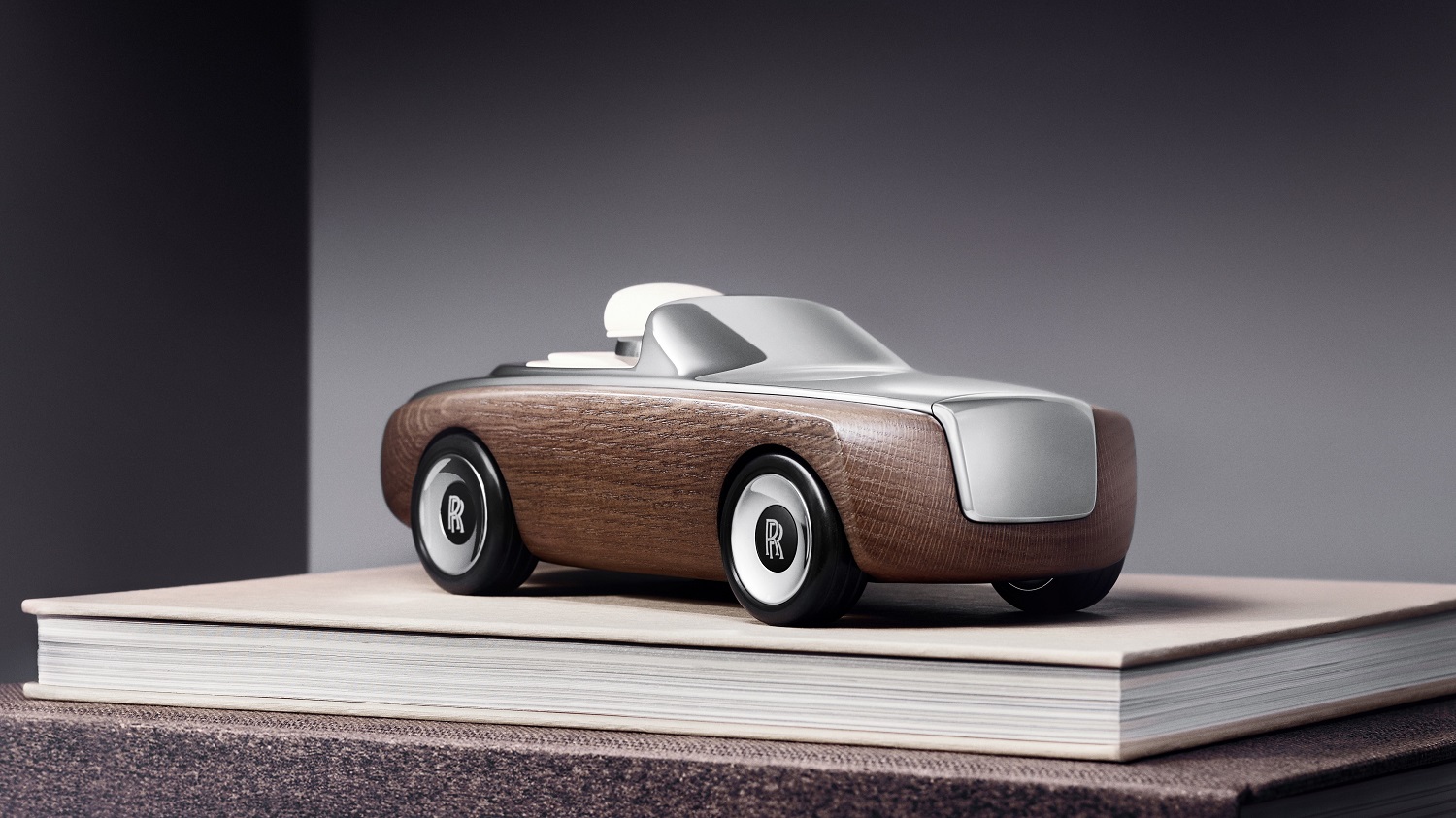 Rolls-Royce Cameo is a DIY Build You Can Park on a Shelf