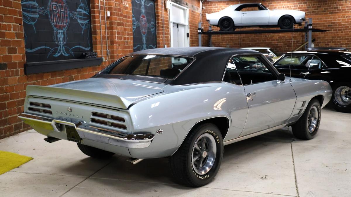 AutoHunter Spotlight: 1969 Pontiac Firebird 350