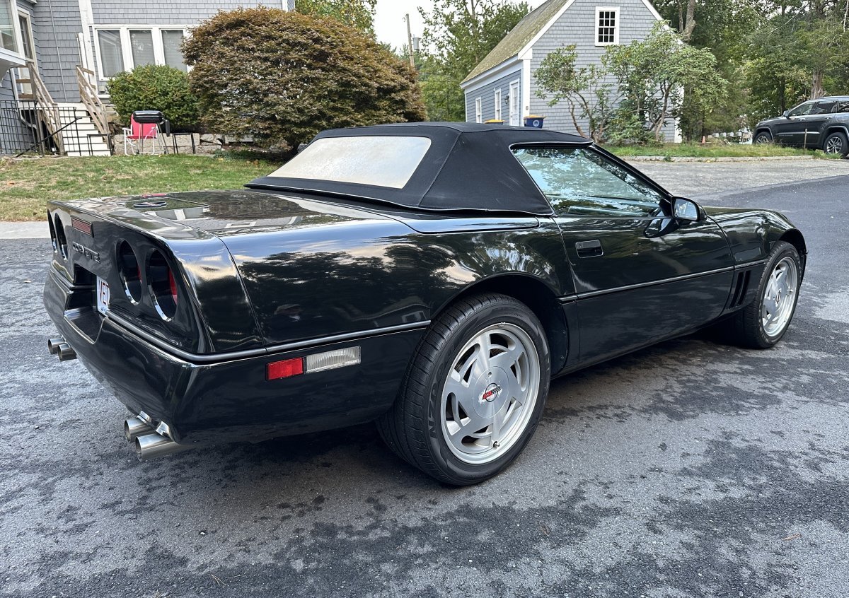 AutoHunter Spotlight: 1989 Chevrolet Corvette Convertible