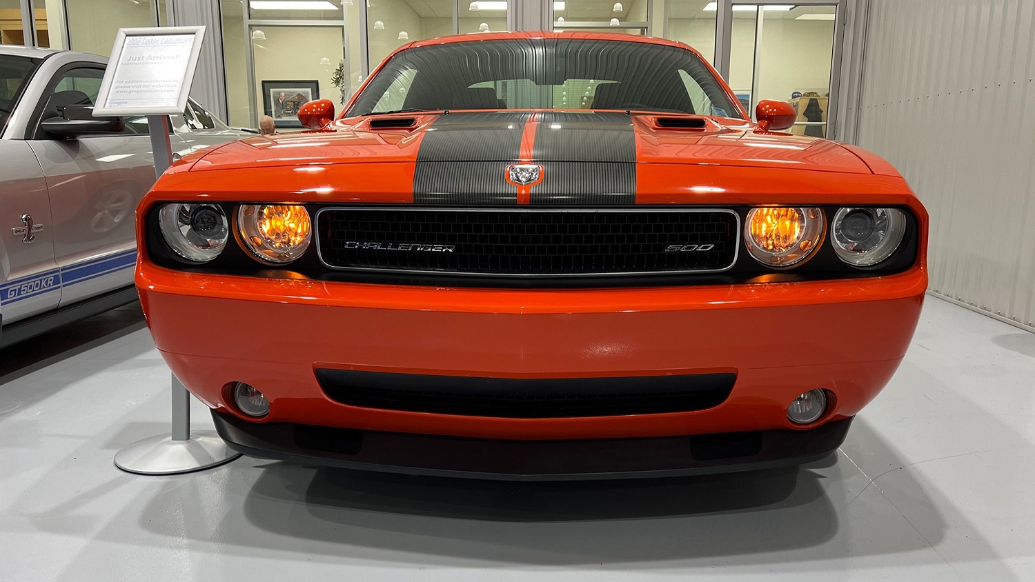 シカゴ 2008-2009年版 AutoHunter Spotlight: 2008 Dodge Challenger SRT8 500