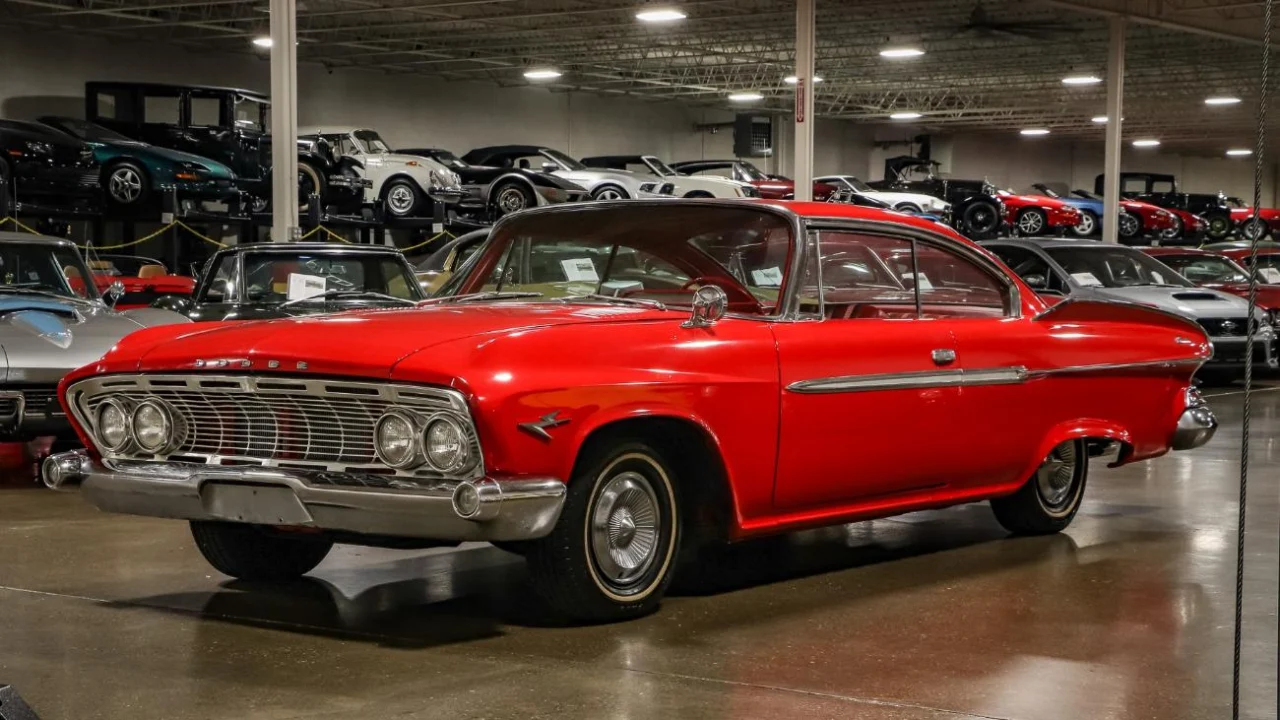 Pick of the Day: 1961 Dodge Dart Phoenix