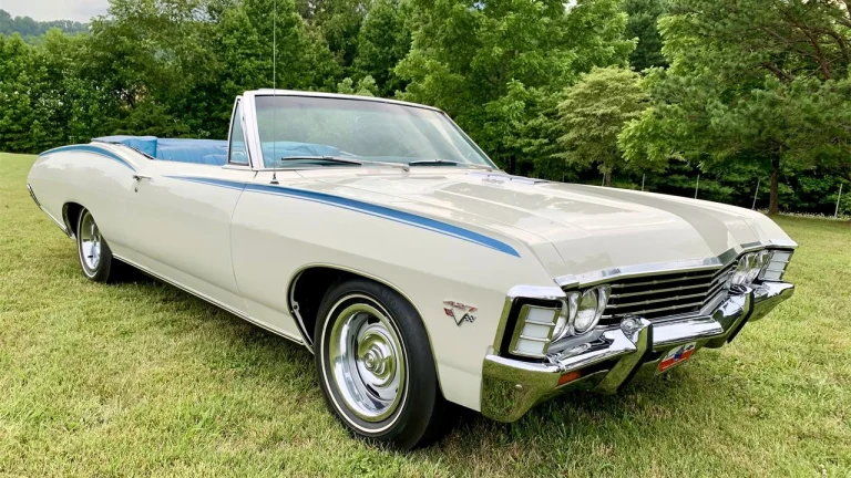自動車 AMT 1967 Chevrolet SS 427 Convertible AMT 1:25 Scale 1967 Chevy Impala Convertible SS 427 Plastic