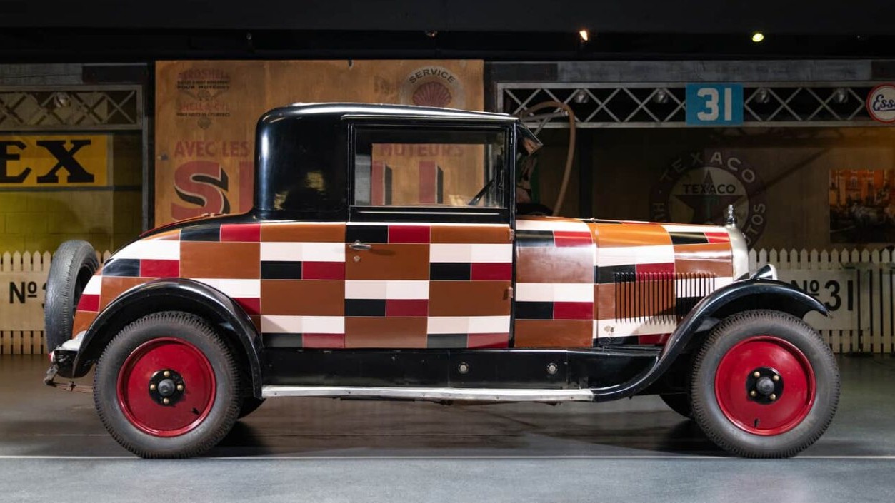 Cars and Fashion at the Saint Louis Art Museum | ClassicCars.com