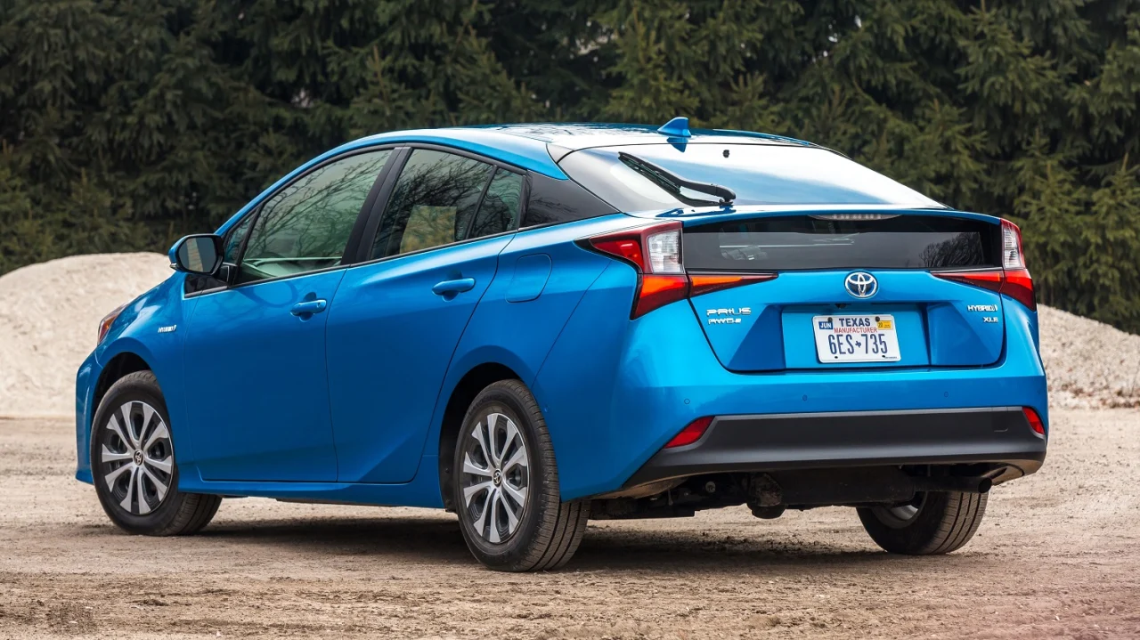 2019 Toyota Prius XLE AWD