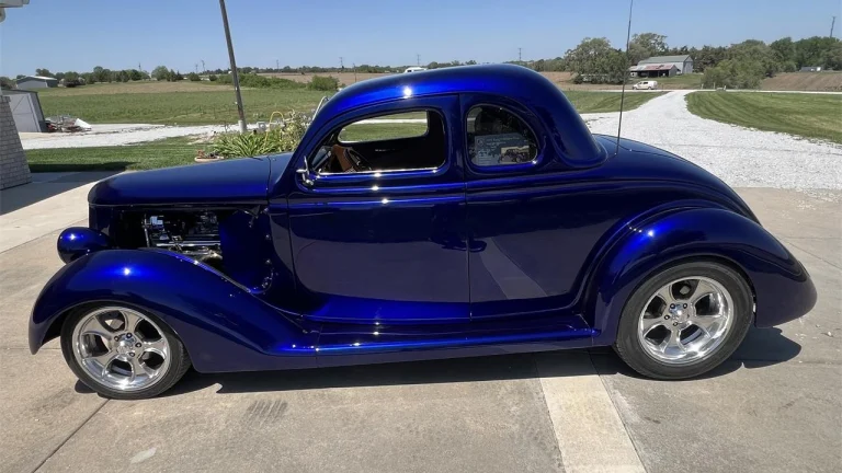 1936-Ford-2-Door-Coupe-5-