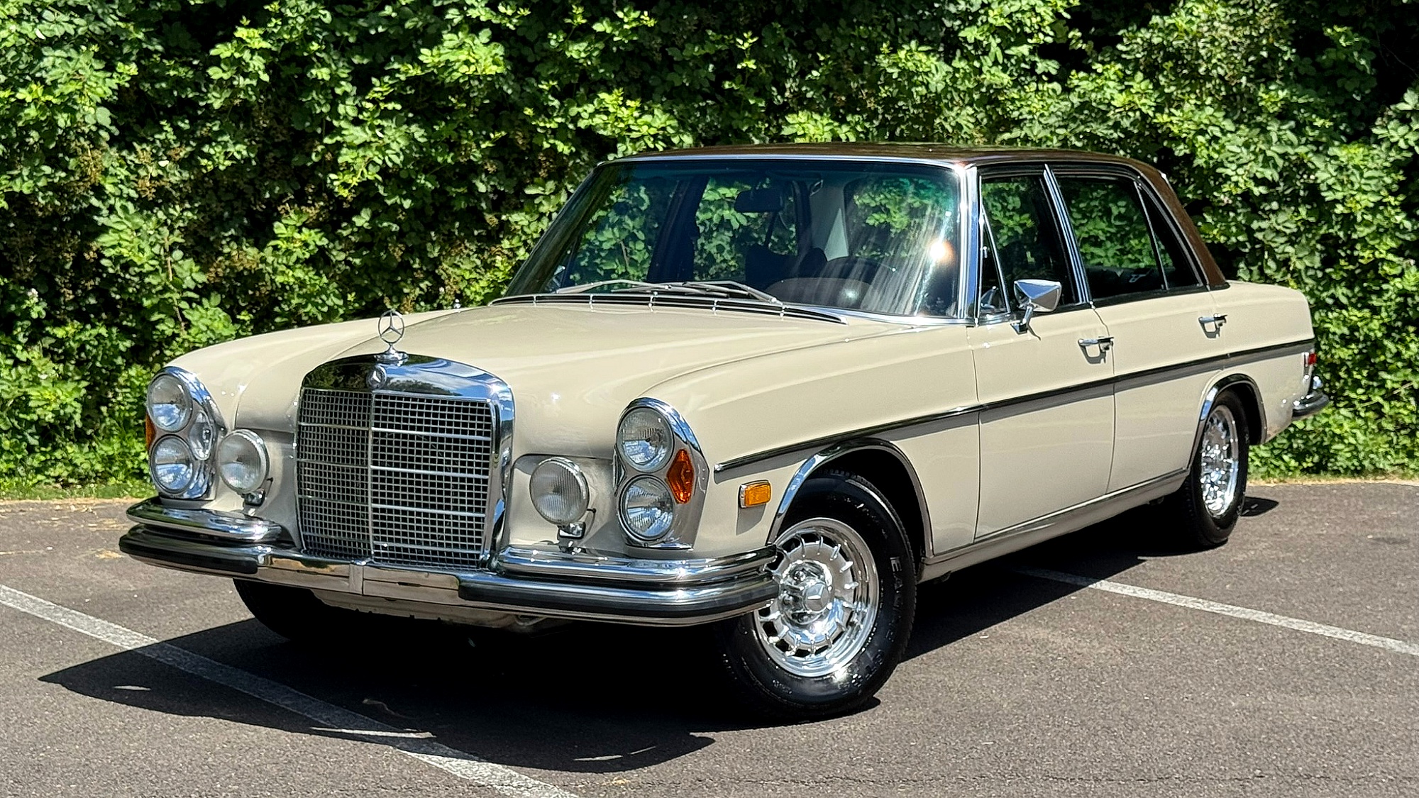 AutoHunter Spotlight: 1970 Mercedes-Benz 300 SEL 6.3