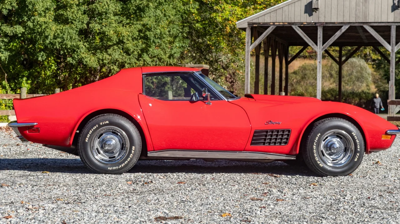 AutoHunter Spotlight: 1971 Chevrolet Corvette Stingray Coupe