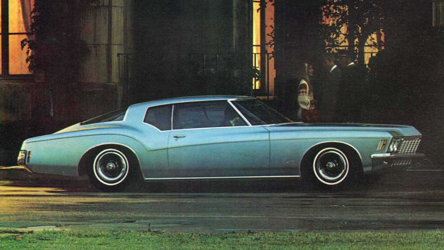 A Vintage View on Buick | ClassicCars.com Journal, image size:1461x822