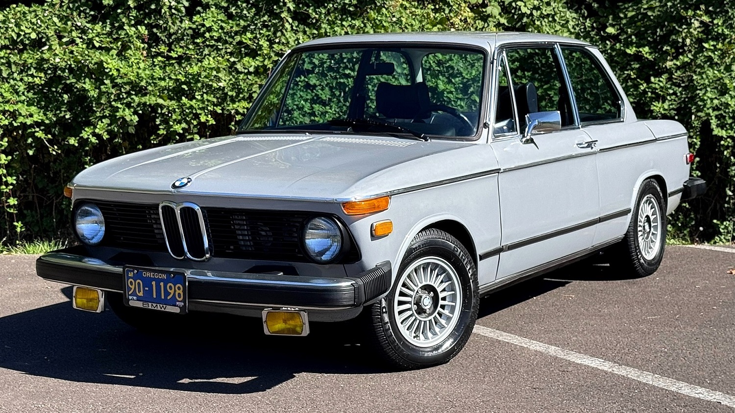 1975 日本正規BMW2002 tii 純正日本バンドラジオ AutoHunter Spotlight: 1974 BMW 2002 tii | ClassicCars.com Journal
