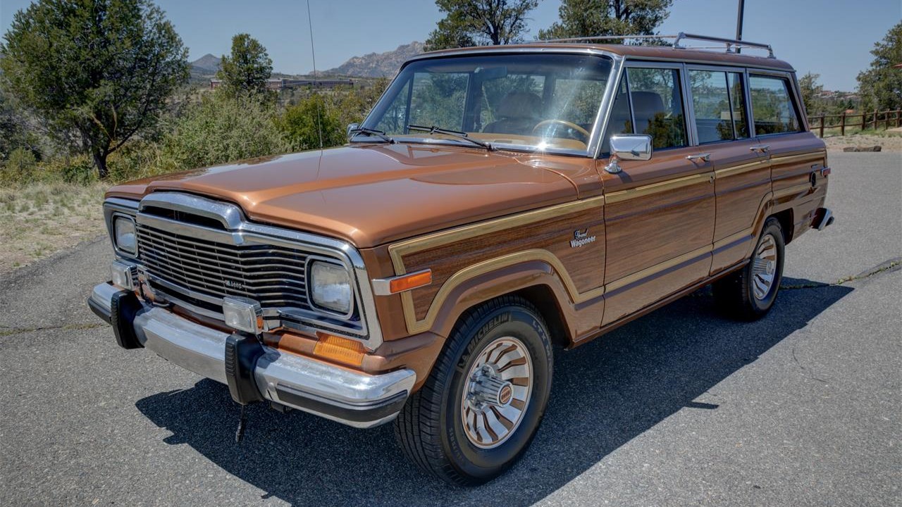 Pick of the Day: 1985 Jeep Grand Wagoneer