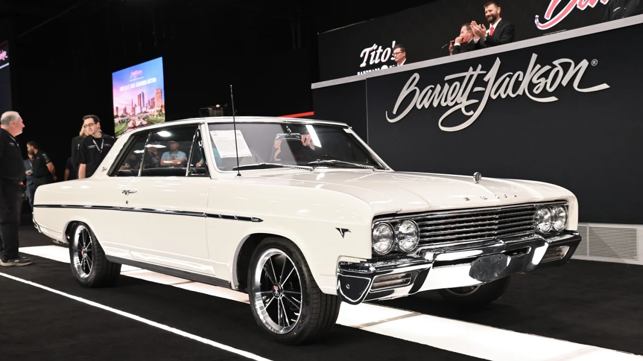 Top 10 Wednesday Sales at the Barrett-Jackson 2025 Scottsdale Fall Auction