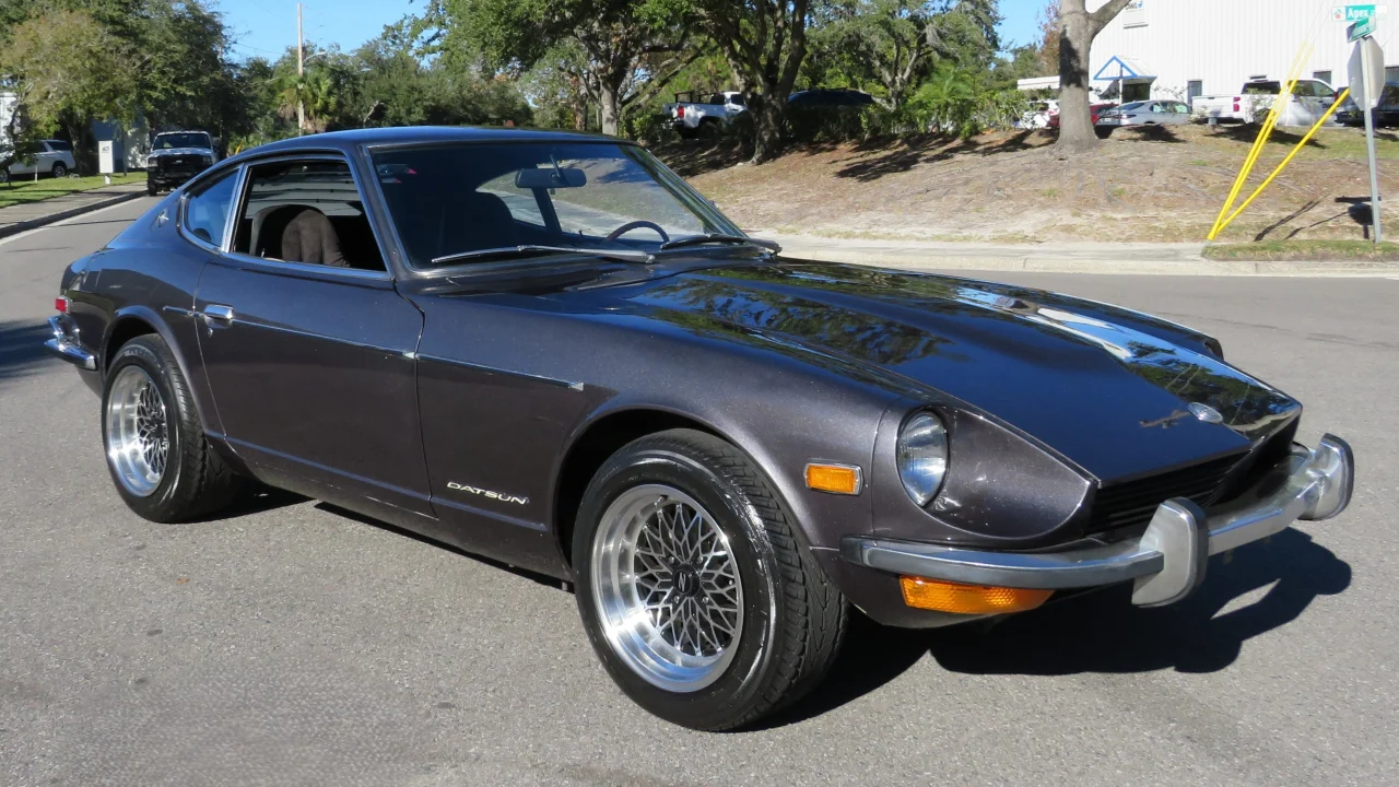 AutoHunter Spotlight: 1973 Datsun 240Z