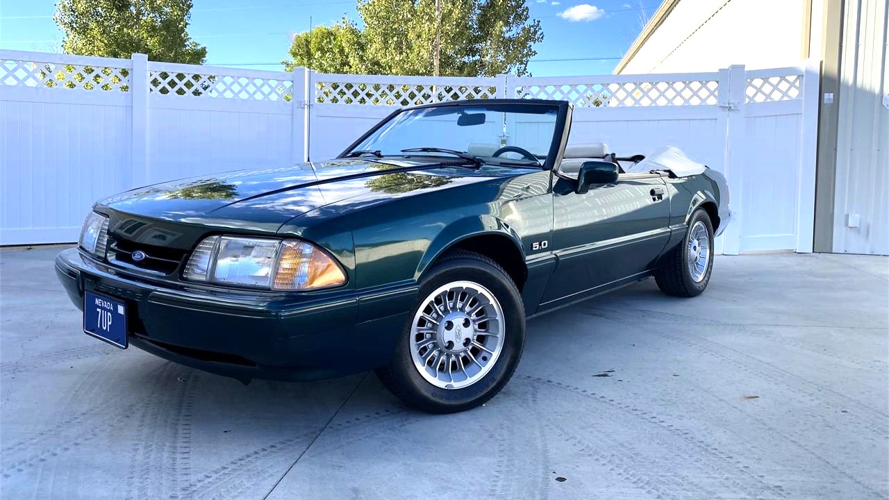 Pick of the Day: 1990 Ford Mustang LX 