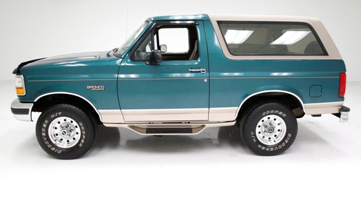 Pick of the Day: 1996 Ford Bronco Eddie Bauer | ClassicCars.com