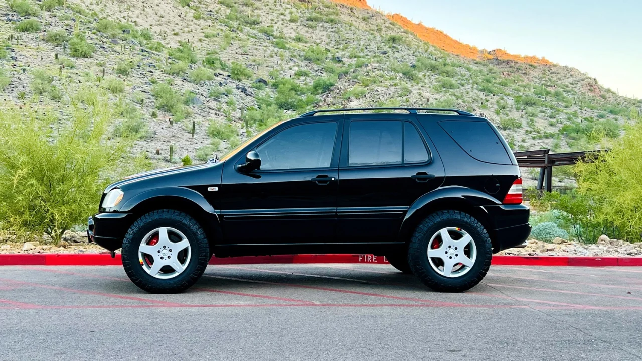AutoHunter Spotlight: 2001 Mercedes-Benz ML55 AMG