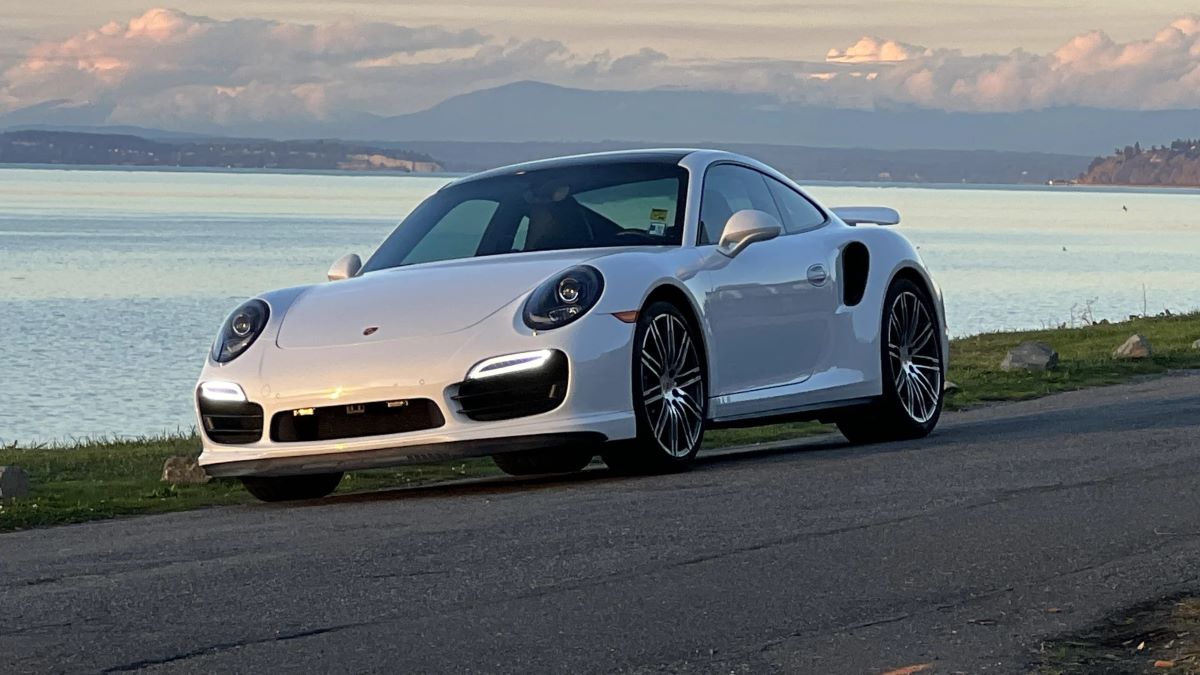 AutoHunter Spotlight: 2014 Porsche 911 Turbo Coupe