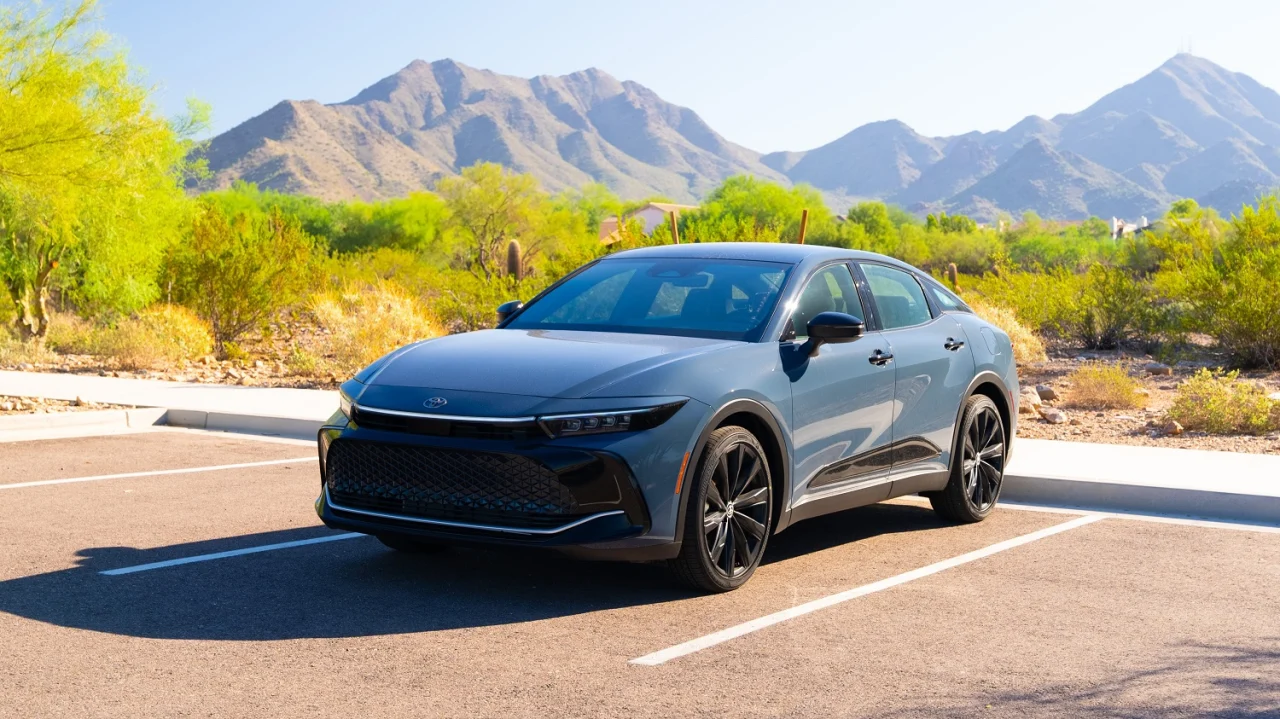 Review: 2026 Toyota Crown Nightshade