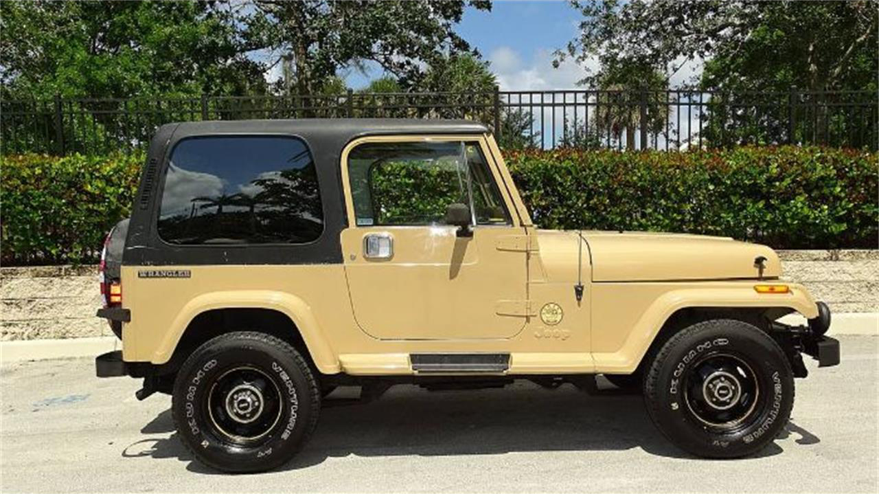 Pick of the Day: 1988 Jeep Wrangler Sahara