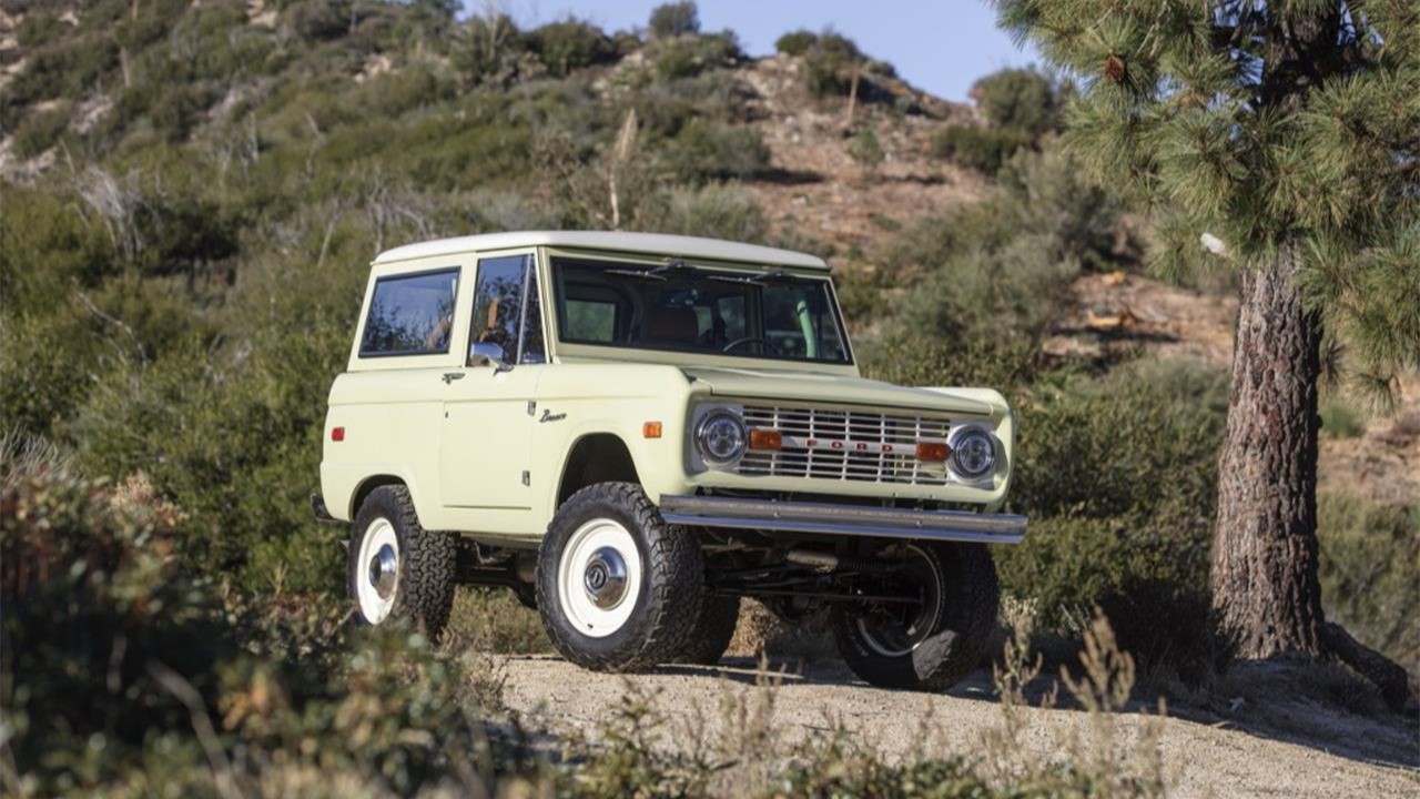 Pick of the Day: 1972 Ford Bronco Restomod