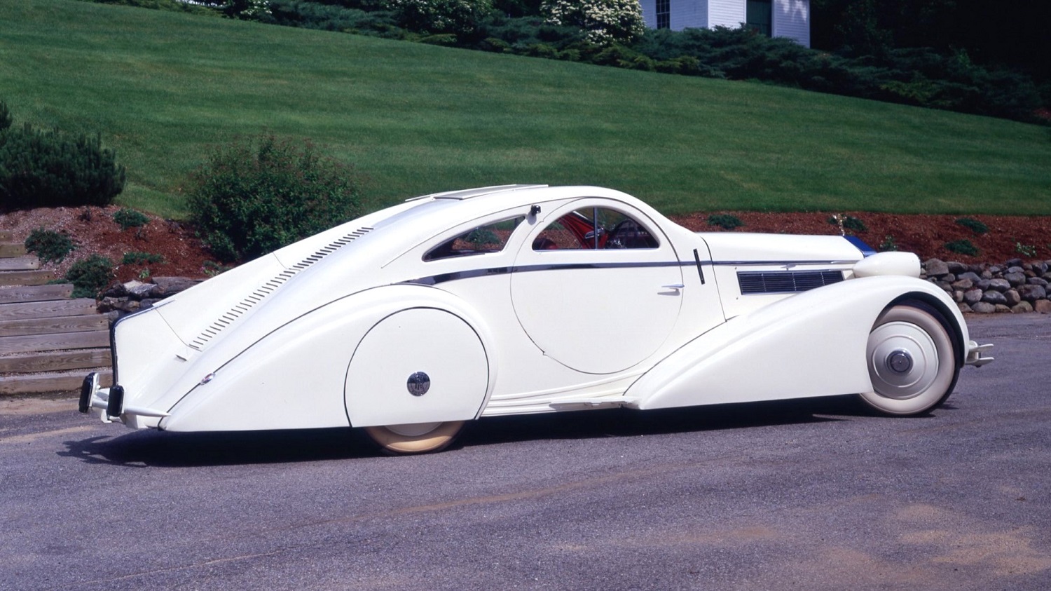 Rolls-Royce-Phantom-I-Round-