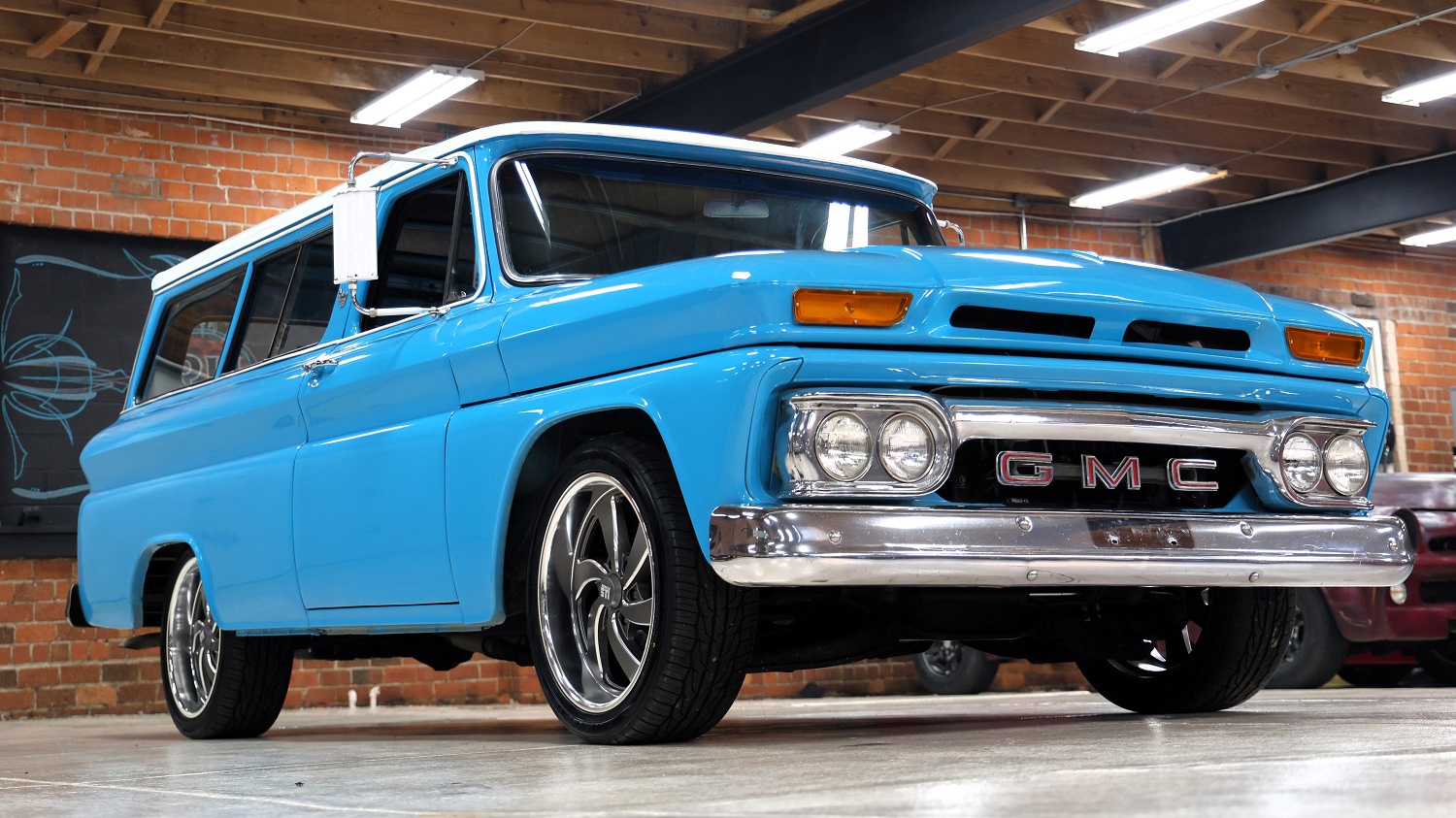 AutoHunter Spotlight: 1966 GMC Series 1000 Custom Suburban