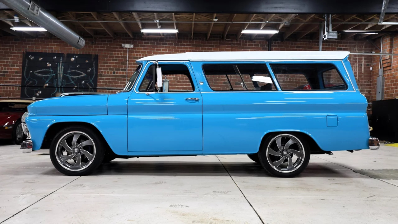 AutoHunter Spotlight: 1966 GMC Series 1000 Custom Suburban
