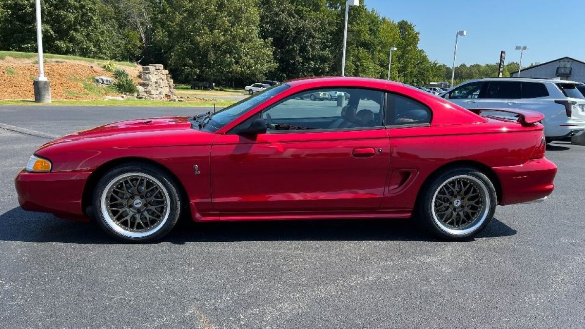 AutoHunter Spotlight: 1996 Ford Mustang SVT Cobra Coupe