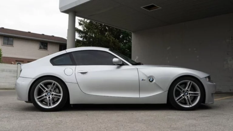 2006-BMW-Z4-M-Coupe-3-768x432.webp