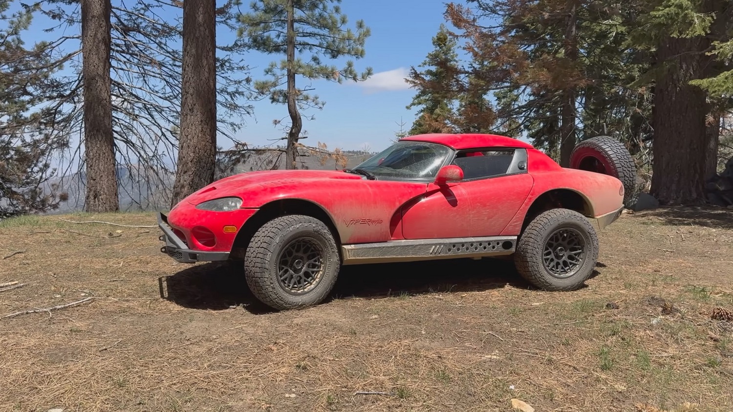 Dodge Viper der ersten Generation im Gelände