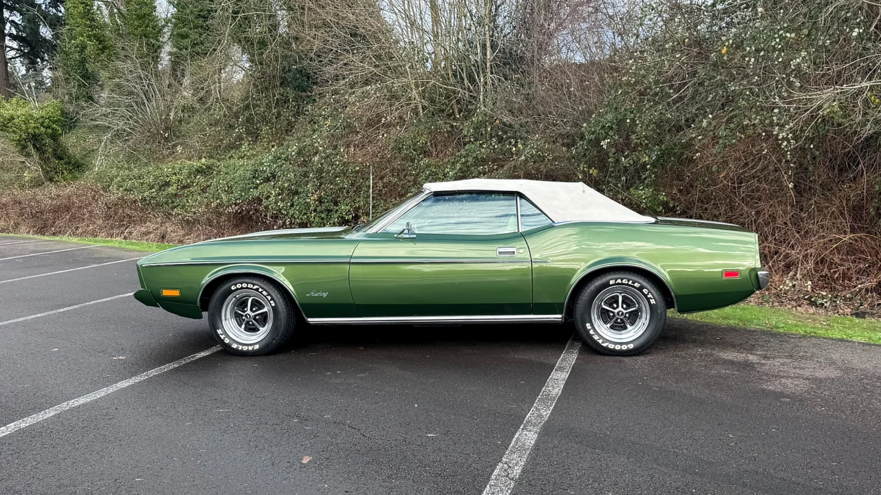 1973 Ford Mustang convertible