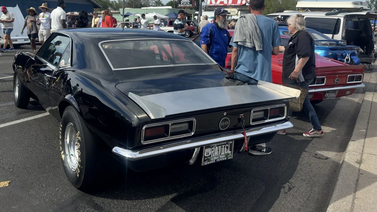 Melrose Street Fair Showcases Diverse Classics