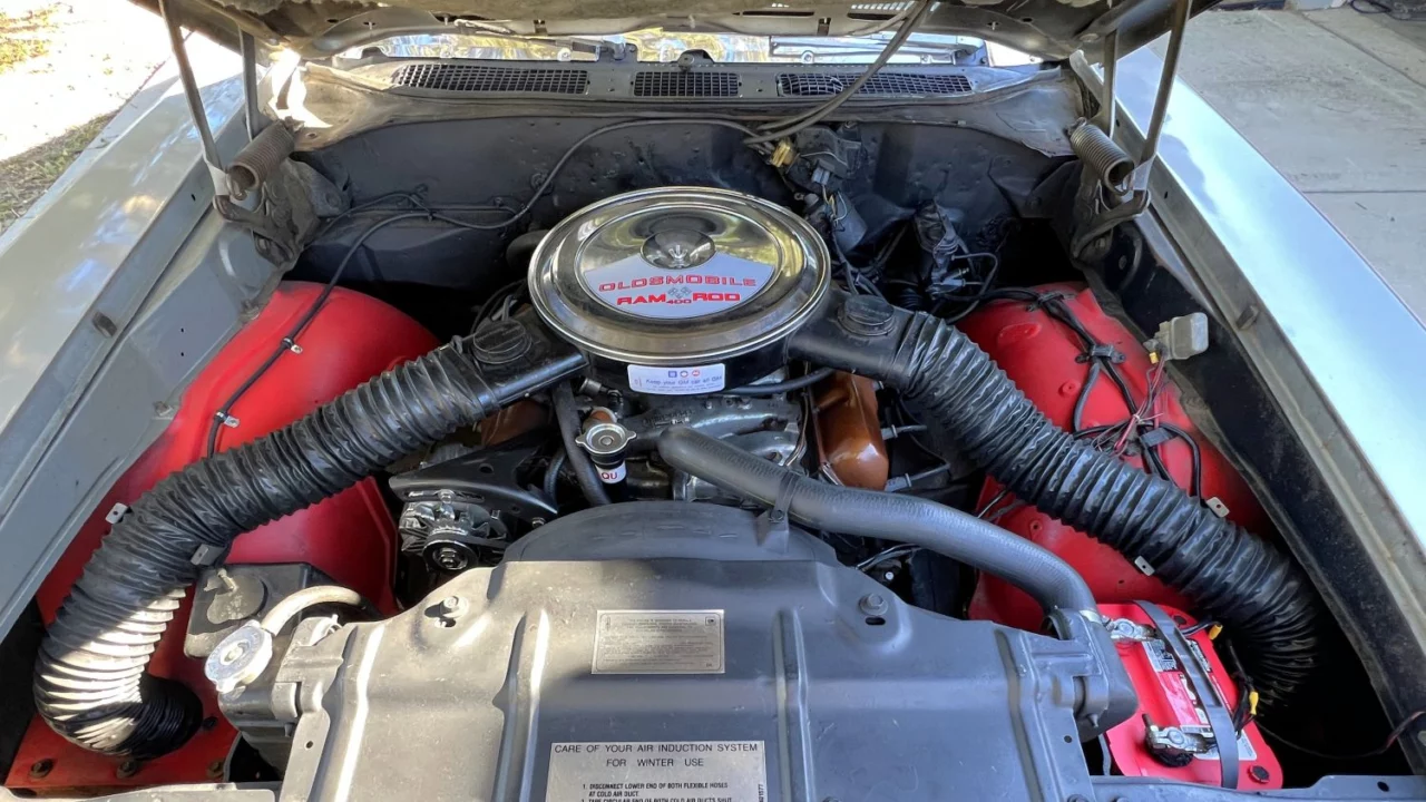 Too Much Cam: 1969 Oldsmobile 4-4-2 W-30