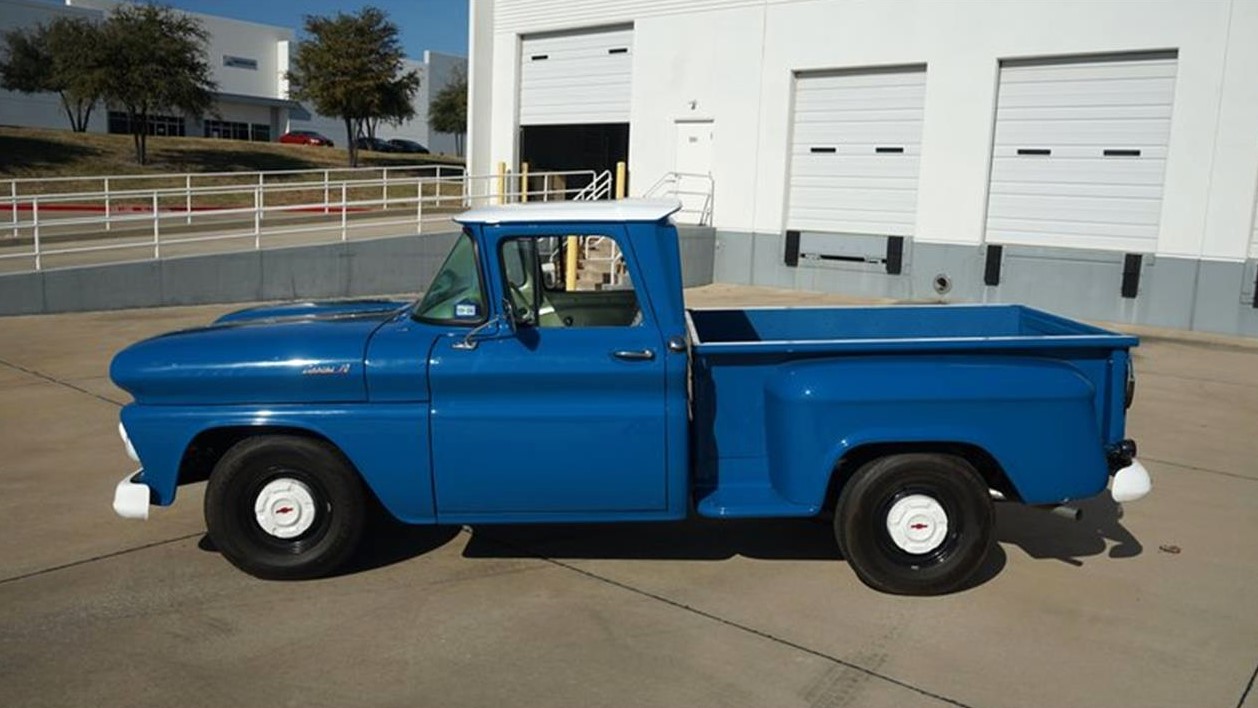 Pick of the Day: 1961 Chevrolet C10 Stepside 3-Speed