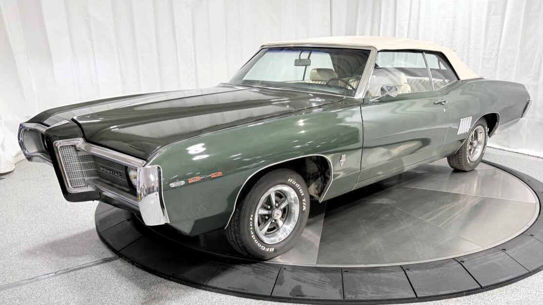 Mercury's Wild Two-Toning | ClassicCars.com Journal