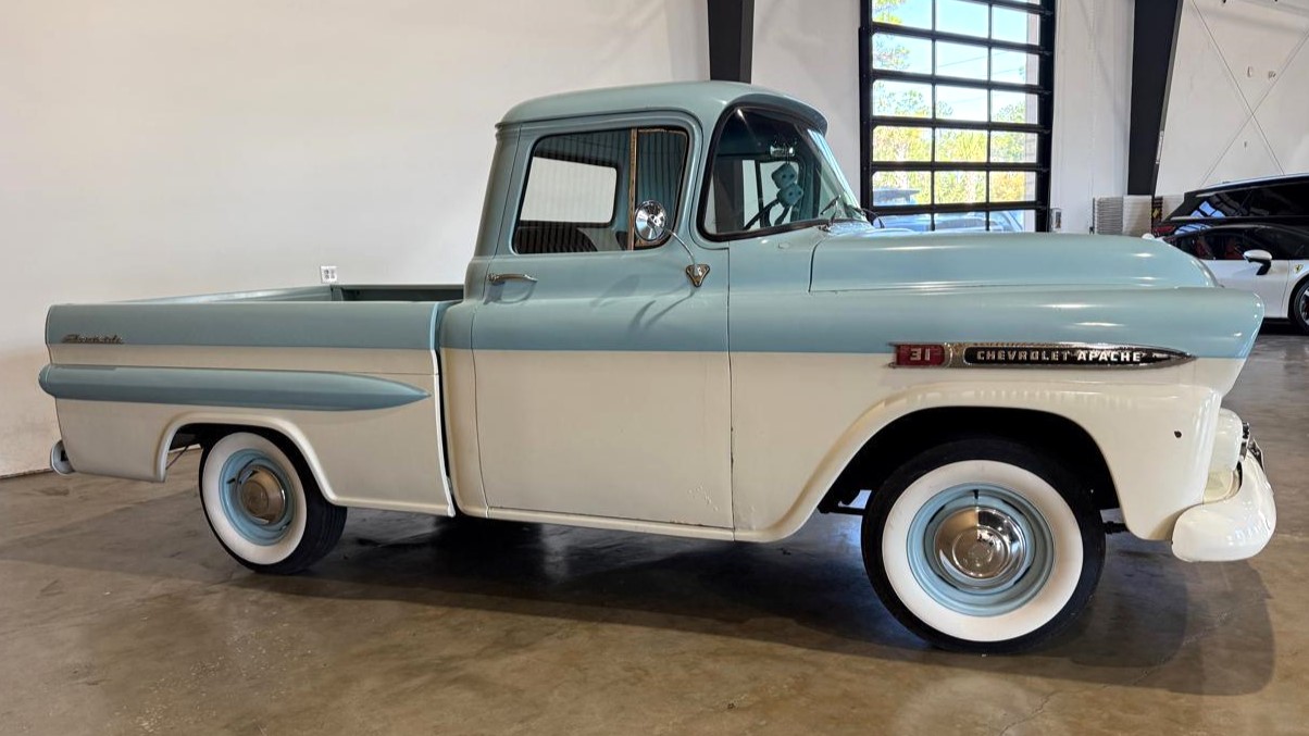 Pick of the Day: 1959 Chevrolet Apache 4-Speed